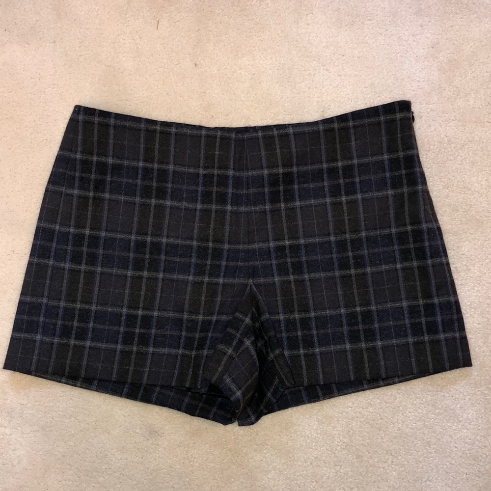 Theory Iselin Hemlock plaid wool shorts